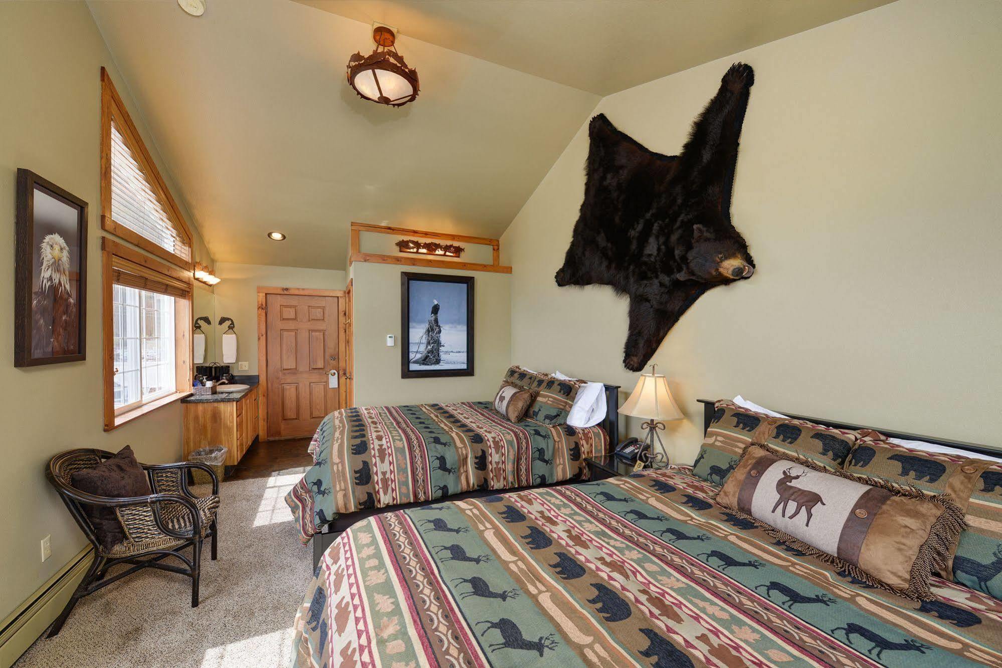 Safari Lodge Seward Eksteriør bilde
