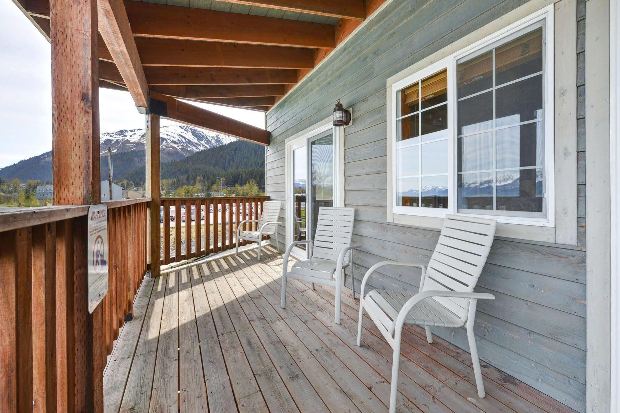 Safari Lodge Seward Eksteriør bilde