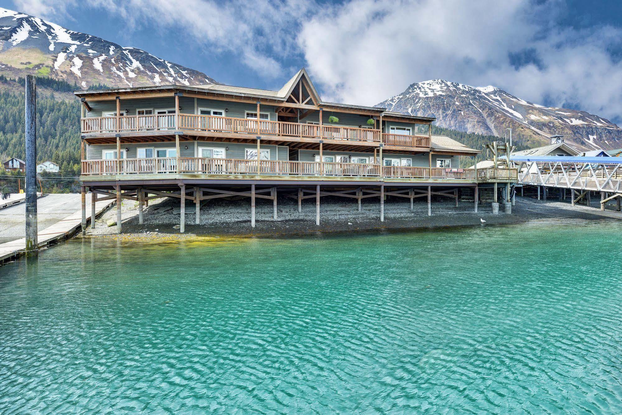 Safari Lodge Seward Eksteriør bilde